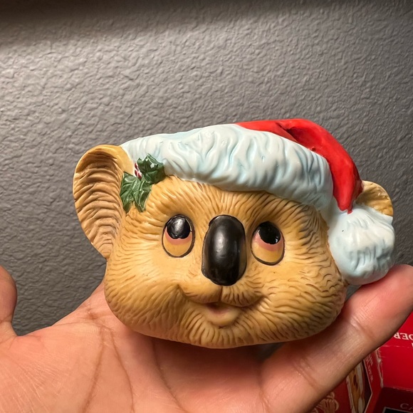 vintage porcelain Votive koala in santa hat,Christmas decor - Picture 11 of 11